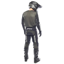 Load image into Gallery viewer, Grindhouse Air-Cooled Ramble LS Jersey - Black/Gray
