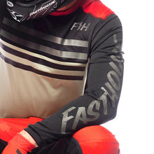 Load image into Gallery viewer, Grindhouse Tempo Jersey - Black/Infrared
