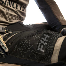 Load image into Gallery viewer, Off Road Pant - Moss/Navy
