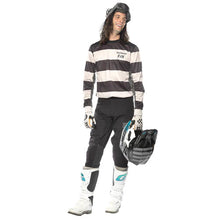 Load image into Gallery viewer, Sanguaro Rocko Jersey
