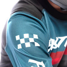 Load image into Gallery viewer, Youth Carbon Force LS Jersey - Teal
