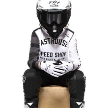 Load image into Gallery viewer, Youth Carbon Eternal Jersey - White/Black
