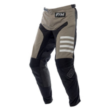 Load image into Gallery viewer, Speed Style Pant Moss/Black
