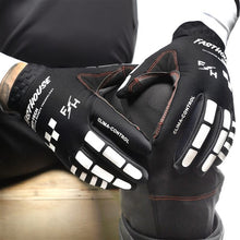 Load image into Gallery viewer, Toaster Gloves Black/White
